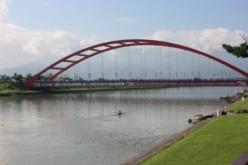 16750_197272386806_714066806_4002937_5333005_n