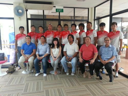 860425_560732447293387_1722649057_o