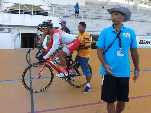 1372772_421334904638575_1497686161_n